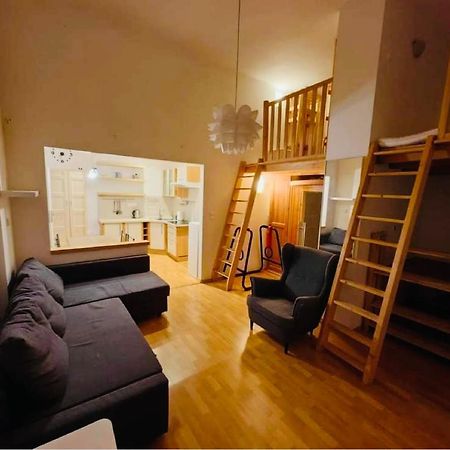 Downtown Apartment Bianca Pozsony Kültér fotó